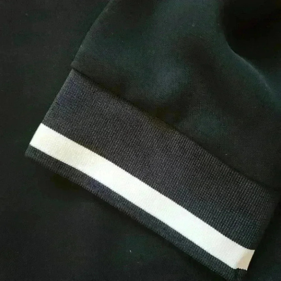 Zara Varsity Patch Black v-neck long sleeve shirt Dress size xs - Picture 8 of 12